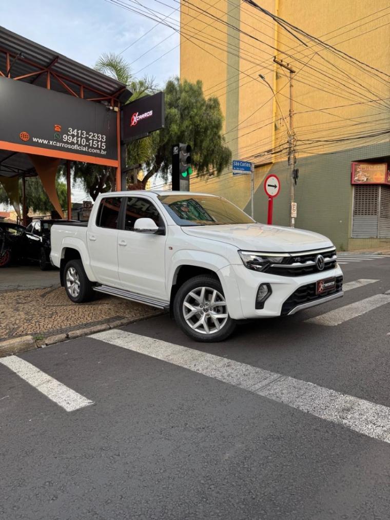 VOLKSWAGEN Amarok - Foto