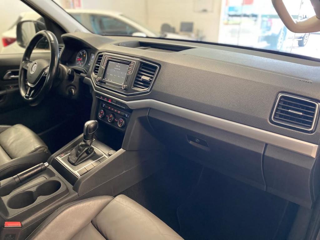 VOLKSWAGEN Amarok - Foto