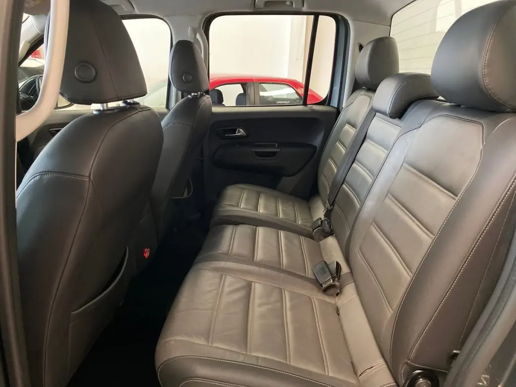 VOLKSWAGEN Amarok - Foto