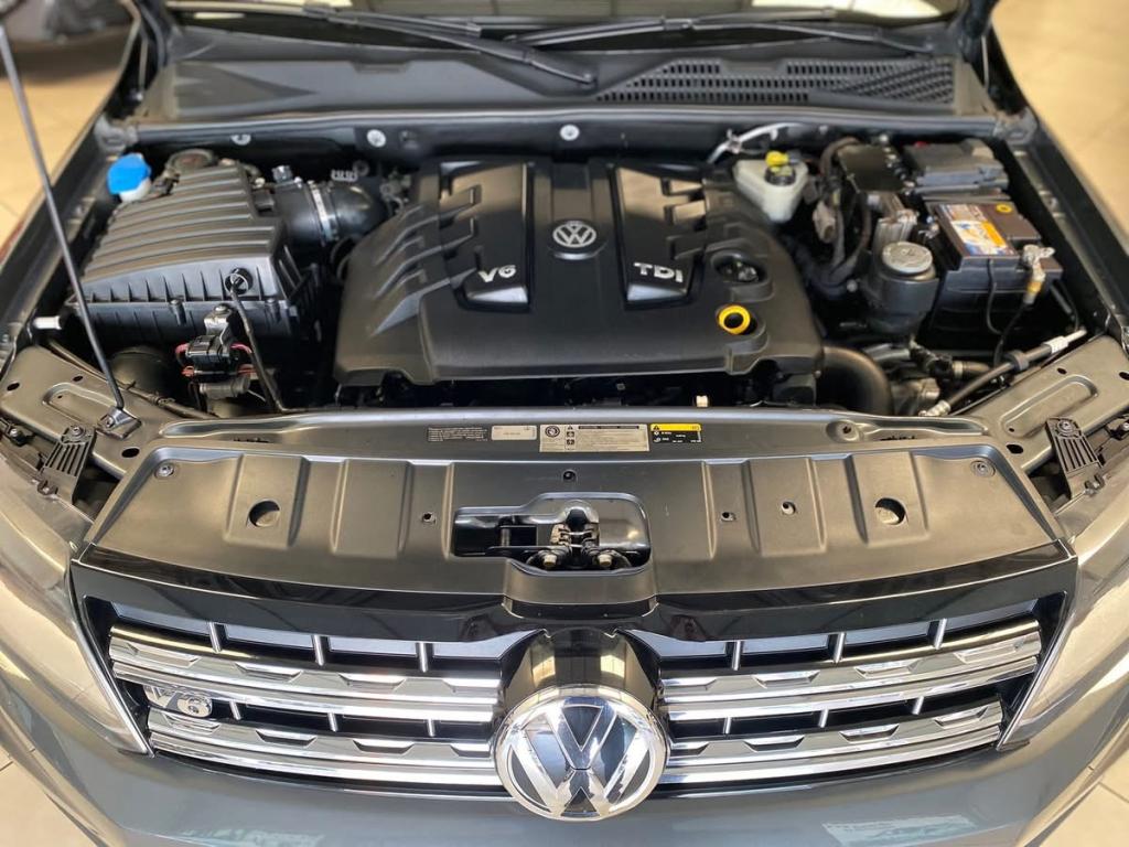 VOLKSWAGEN Amarok - Foto