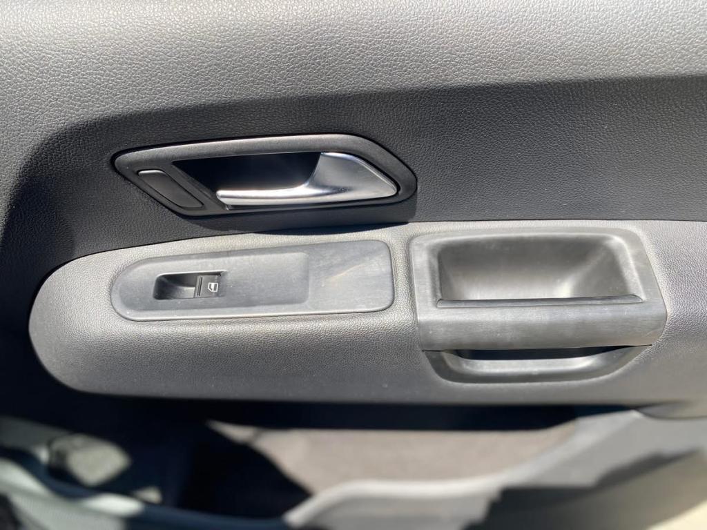 VOLKSWAGEN Amarok - Foto