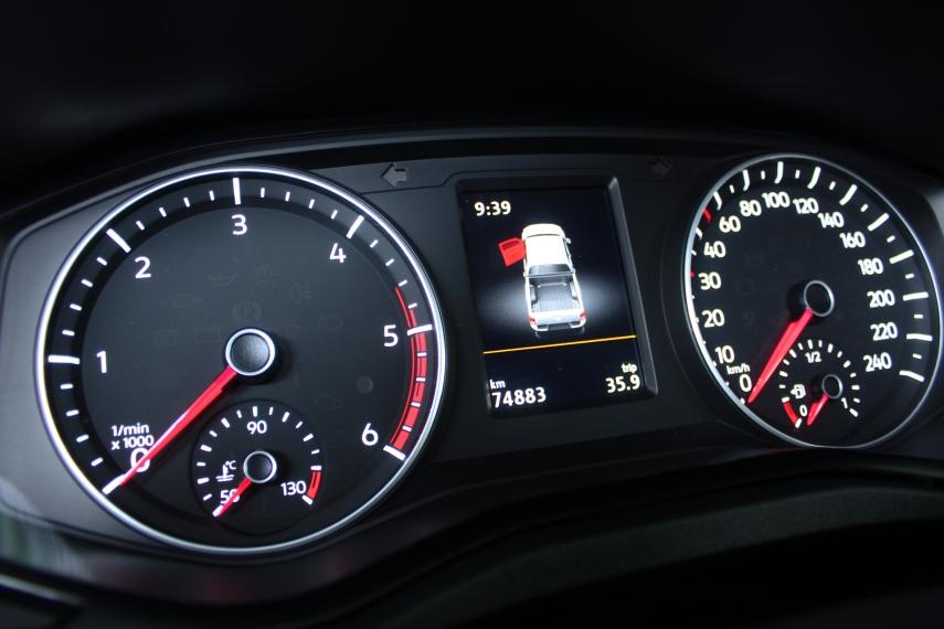 VOLKSWAGEN Amarok - Foto