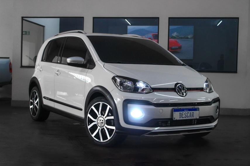 VOLKSWAGEN Cross UP