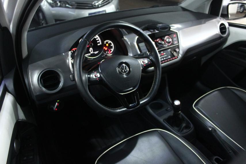 VOLKSWAGEN Cross UP - Foto