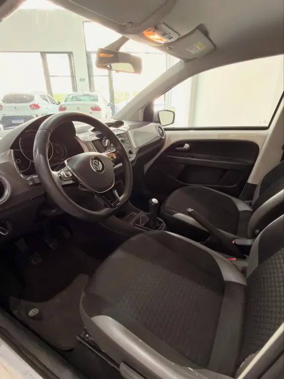 VOLKSWAGEN Cross UP - Foto