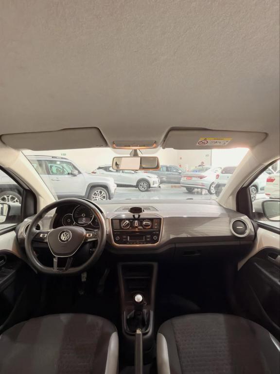 VOLKSWAGEN Cross UP - Foto