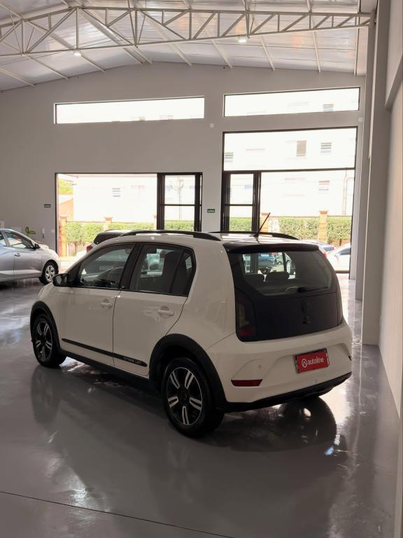 VOLKSWAGEN Cross UP - Foto