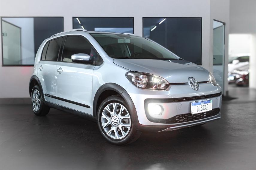 VOLKSWAGEN Cross UP