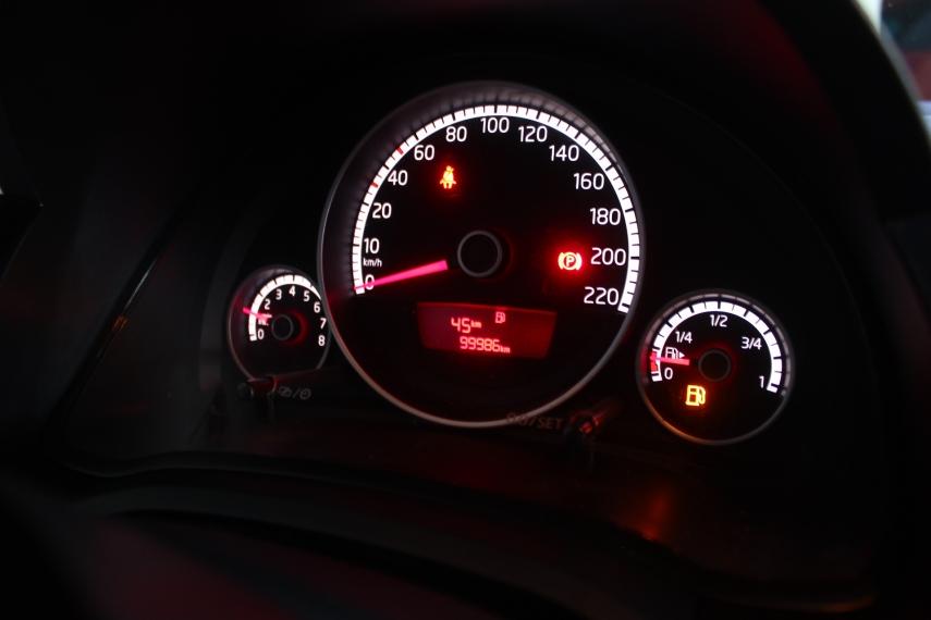 VOLKSWAGEN Cross UP - Foto