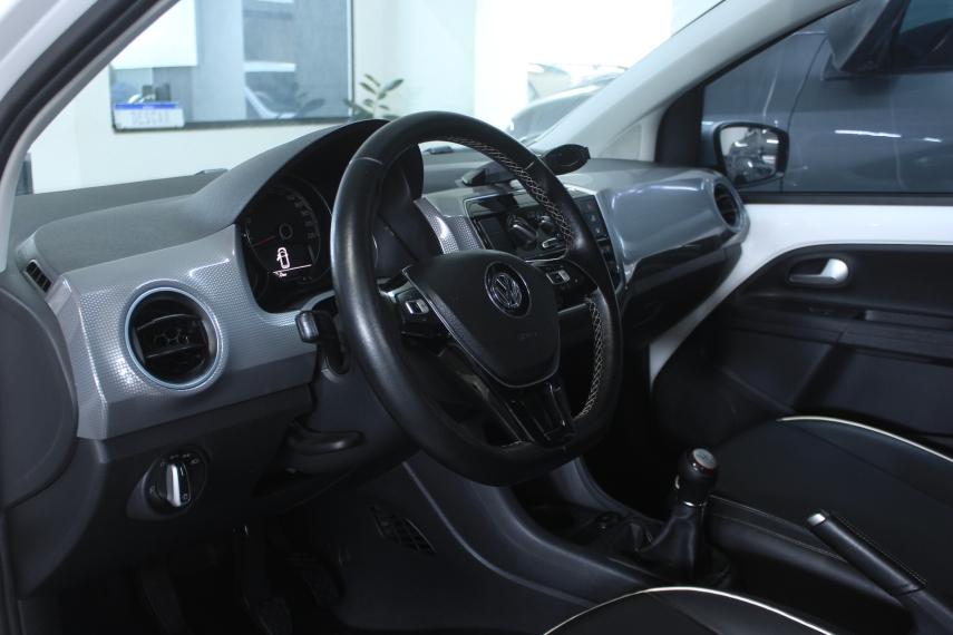 VOLKSWAGEN Cross UP - Foto