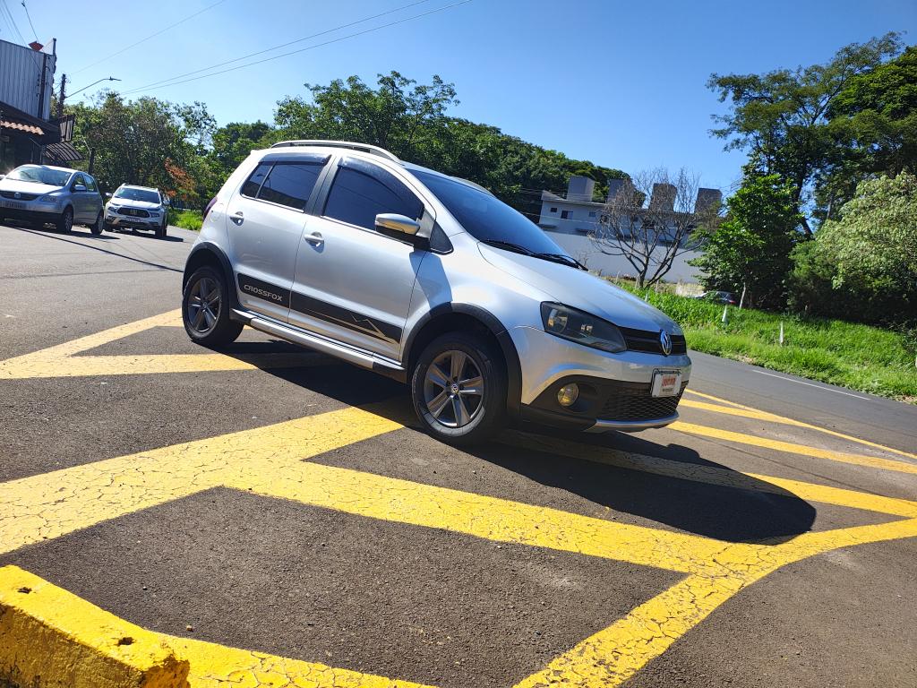 VOLKSWAGEN Crossfox - Foto