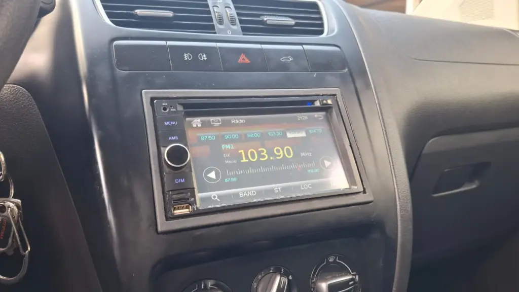 VOLKSWAGEN Crossfox - Foto