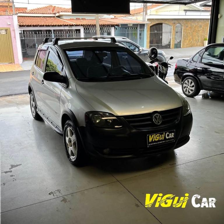 VOLKSWAGEN Crossfox - Foto