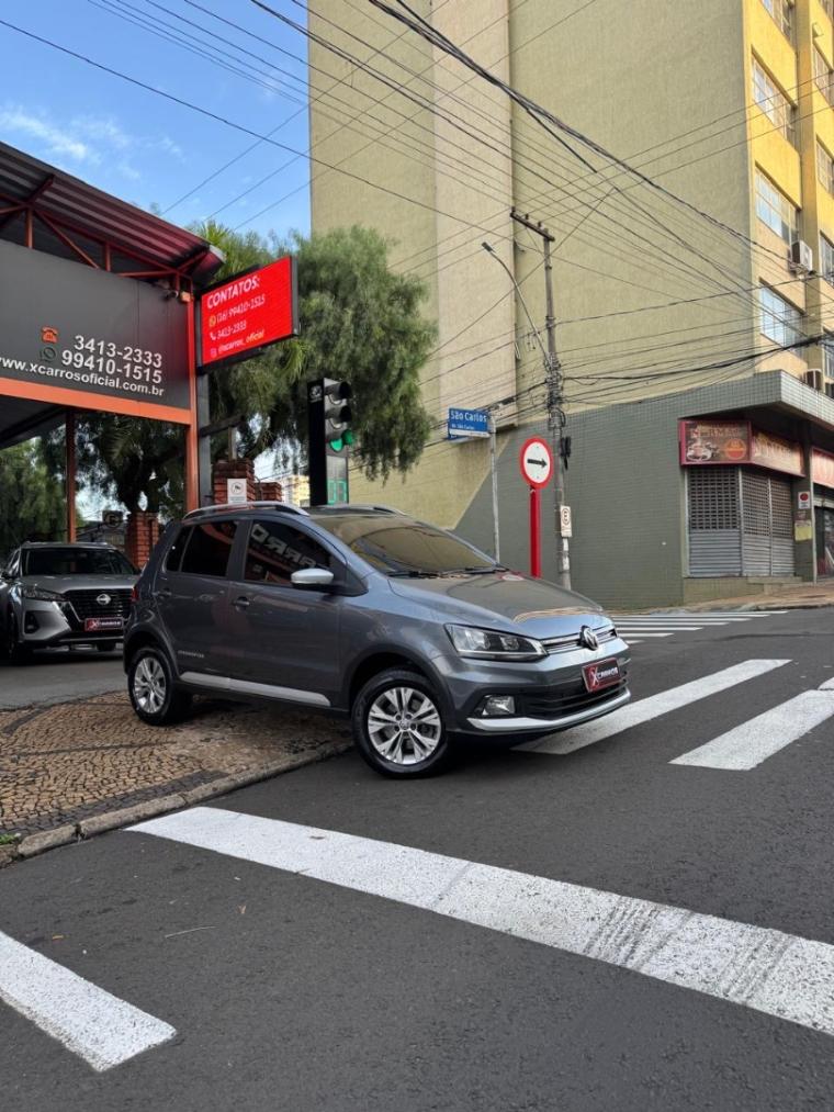 VOLKSWAGEN Crossfox
