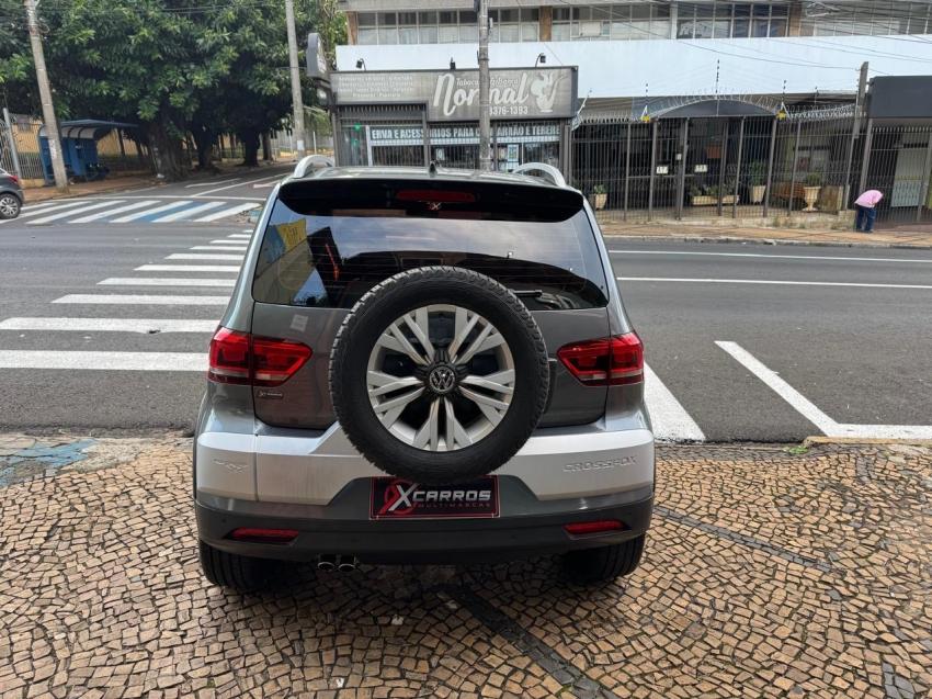 VOLKSWAGEN Crossfox - Foto