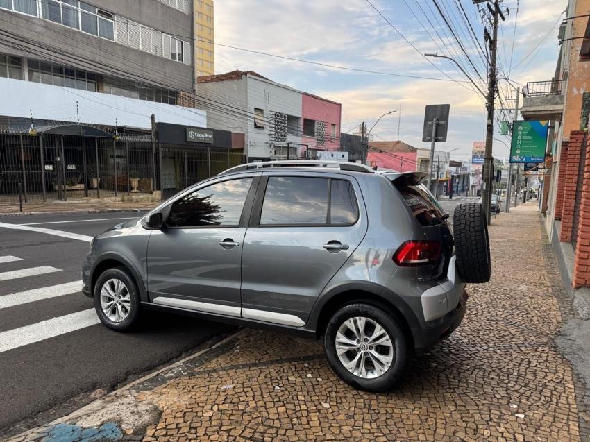 VOLKSWAGEN Crossfox - Foto
