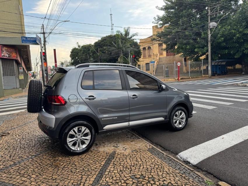 VOLKSWAGEN Crossfox - Foto