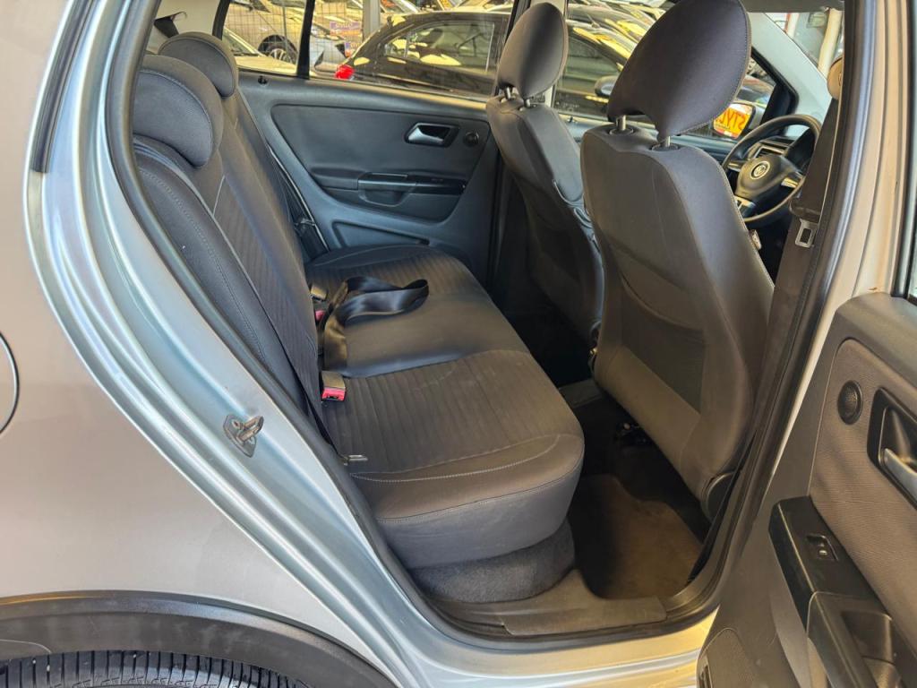 VOLKSWAGEN Crossfox - Foto