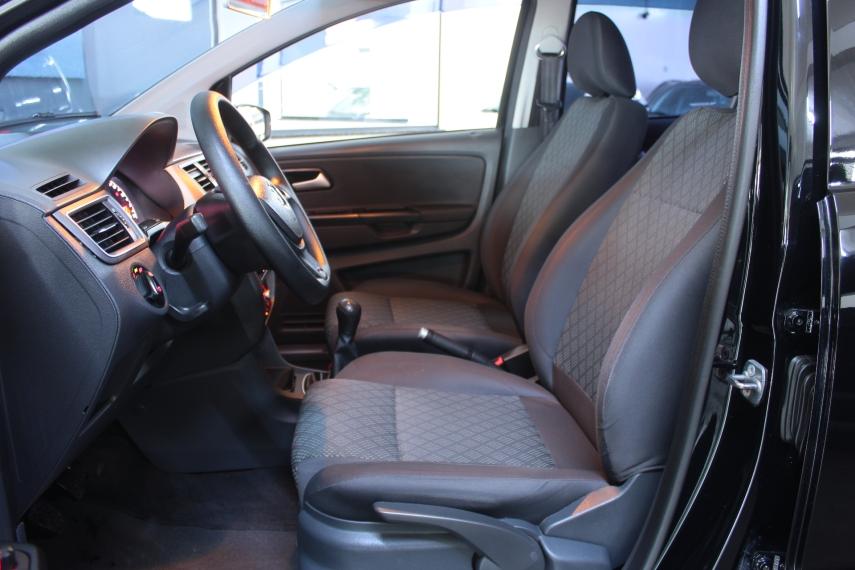 VOLKSWAGEN Fox - Foto