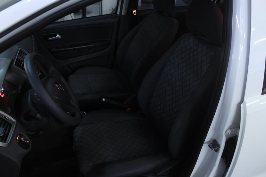 VOLKSWAGEN Fox - Foto