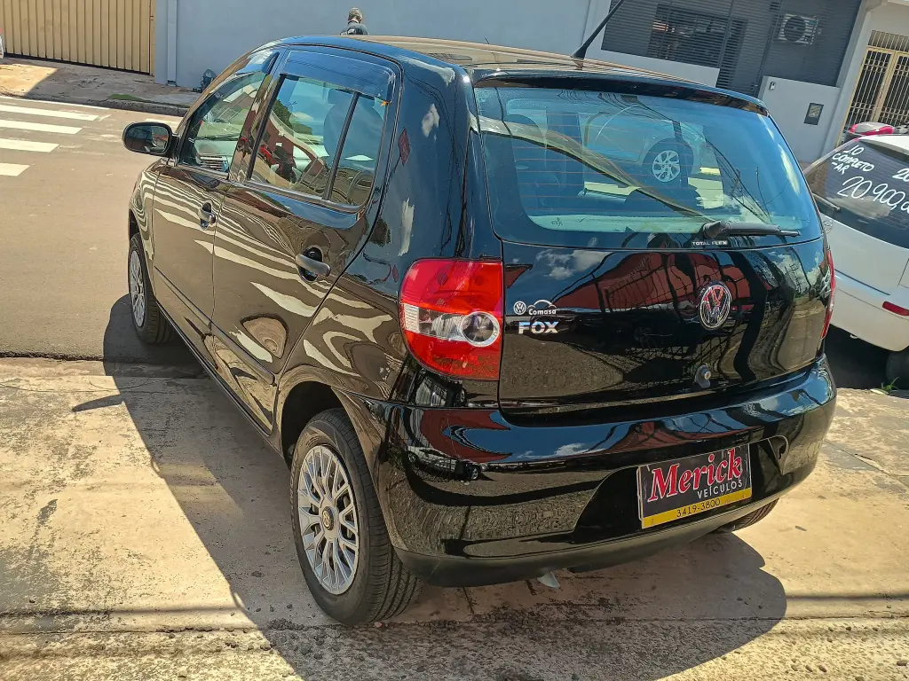VOLKSWAGEN Fox - Foto