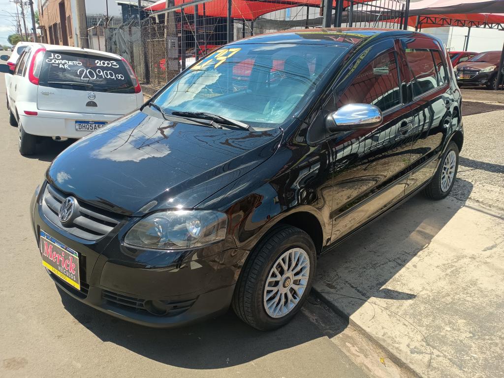 VOLKSWAGEN Fox - Foto