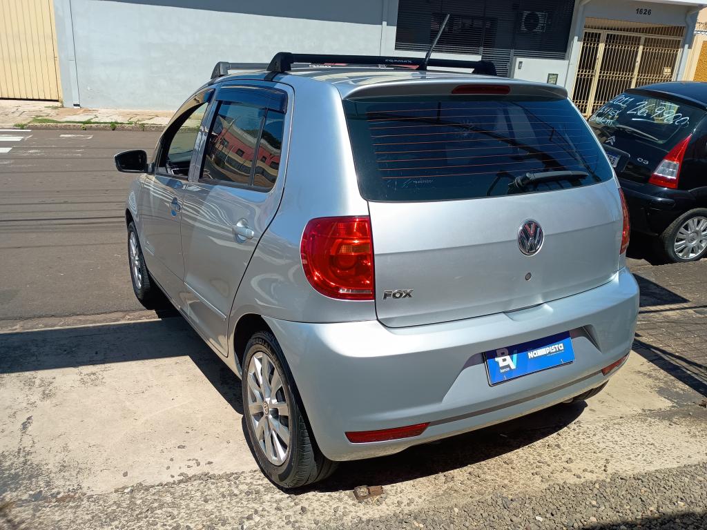 VOLKSWAGEN Fox - Foto