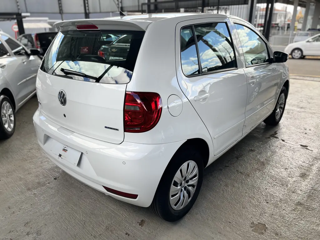 VOLKSWAGEN Fox - Foto