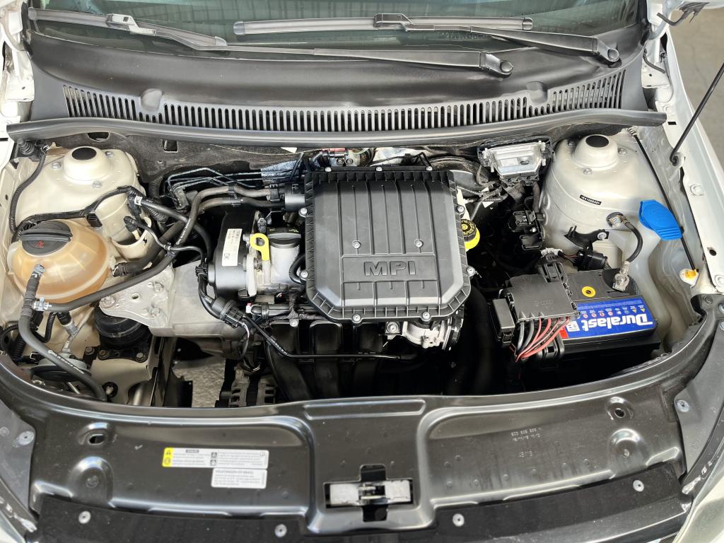 VOLKSWAGEN Fox - Foto