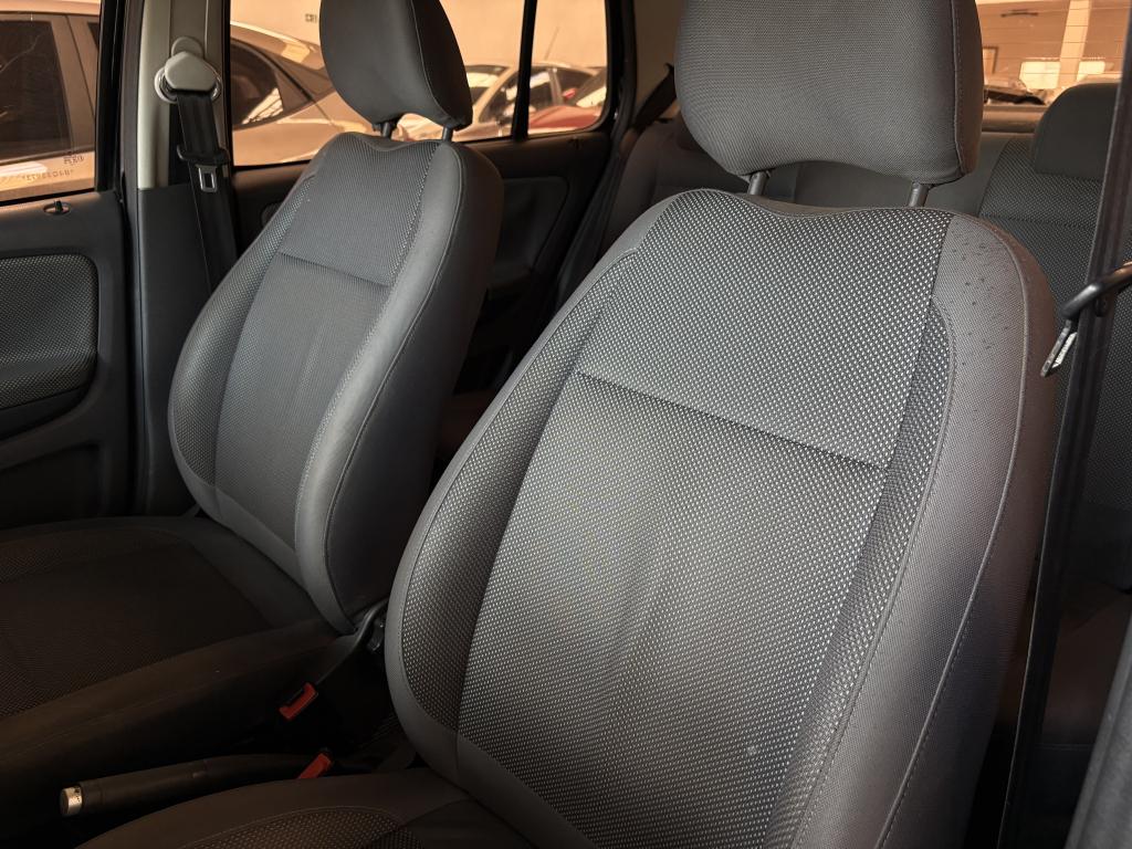 VOLKSWAGEN Fox - Foto