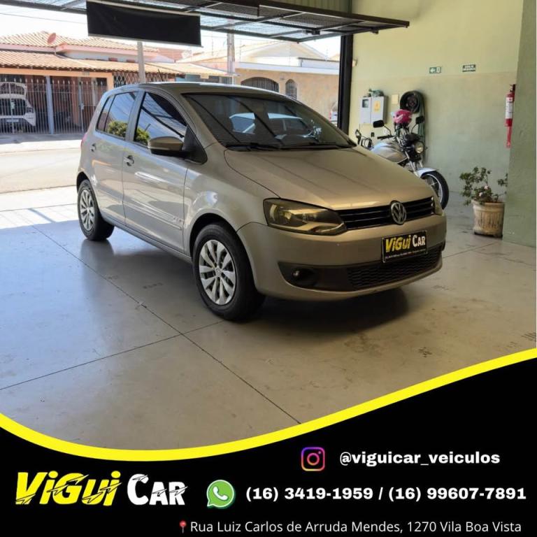 VOLKSWAGEN Fox - Foto
