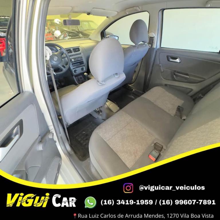 VOLKSWAGEN Fox - Foto