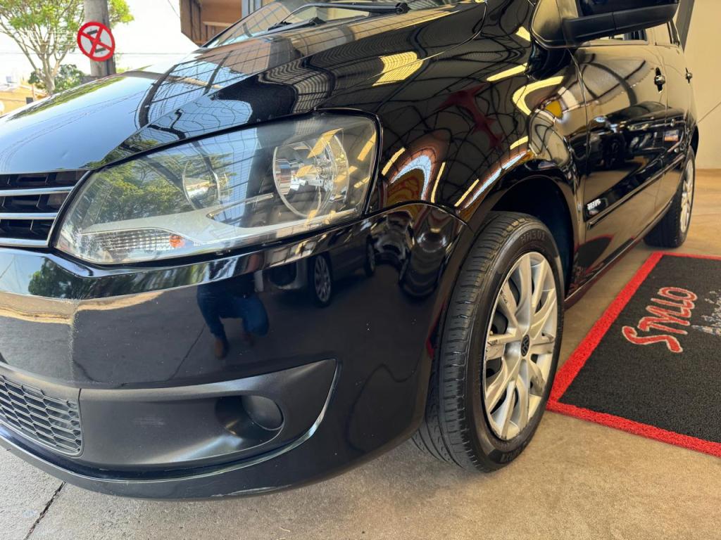 VOLKSWAGEN Fox - Foto