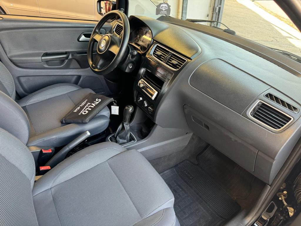 VOLKSWAGEN Fox - Foto