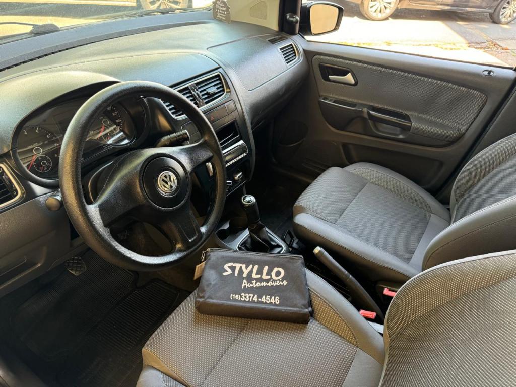 VOLKSWAGEN Fox - Foto