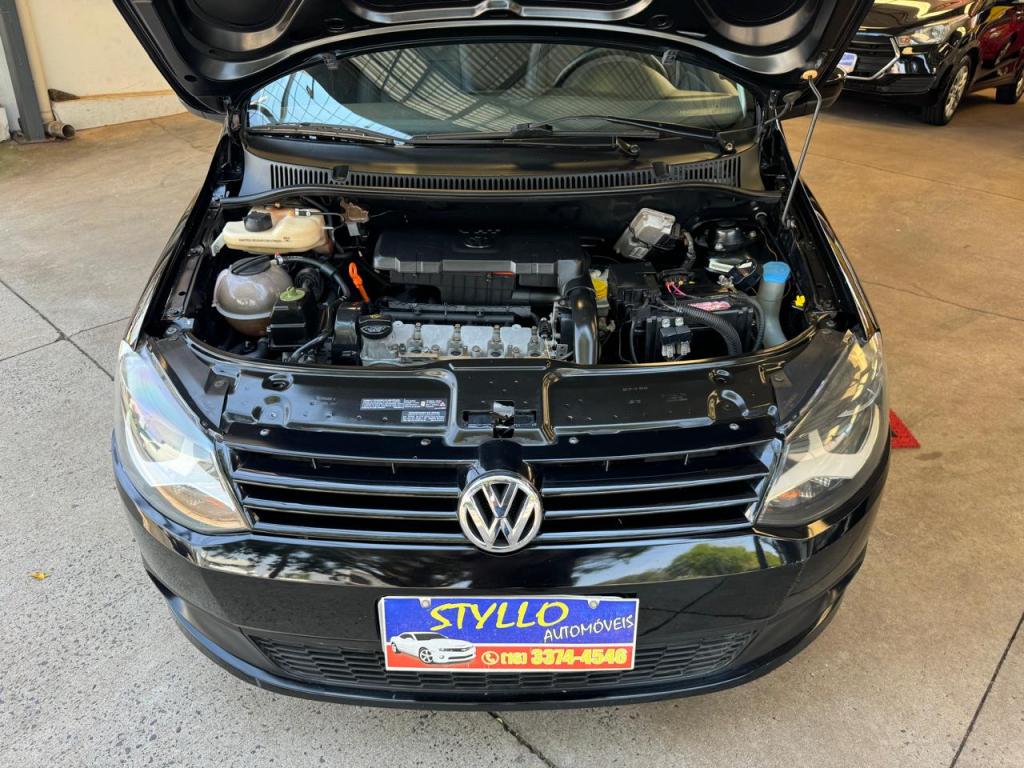VOLKSWAGEN Fox - Foto