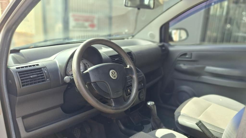 VOLKSWAGEN Fox - Foto
