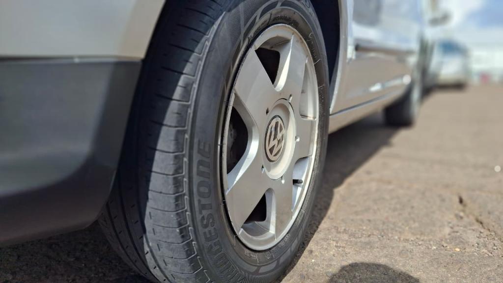 VOLKSWAGEN Fox - Foto