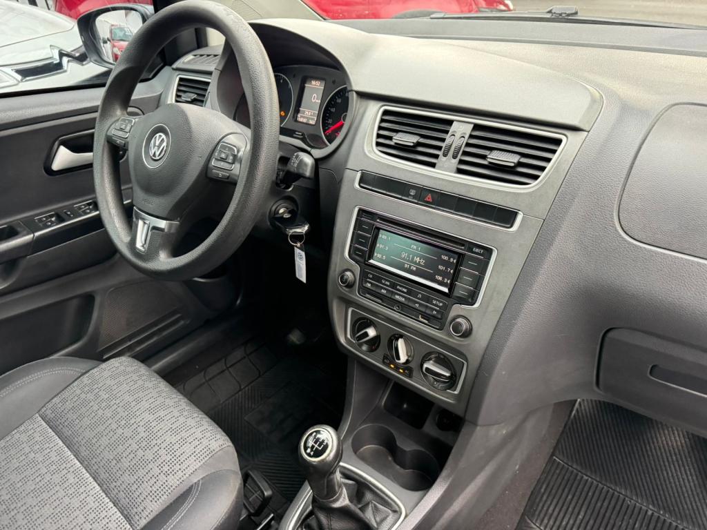 VOLKSWAGEN Fox - Foto