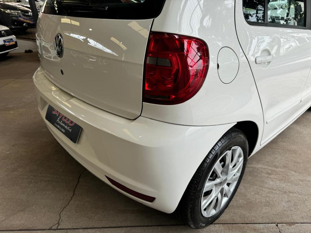 VOLKSWAGEN Fox - Foto