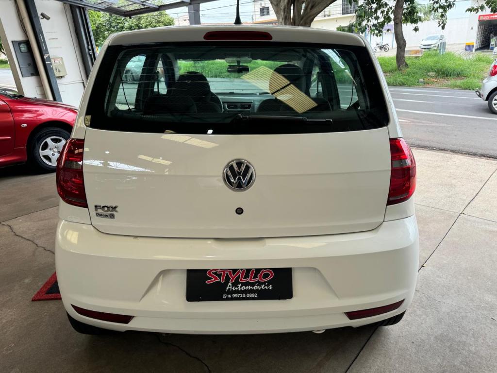 VOLKSWAGEN Fox - Foto