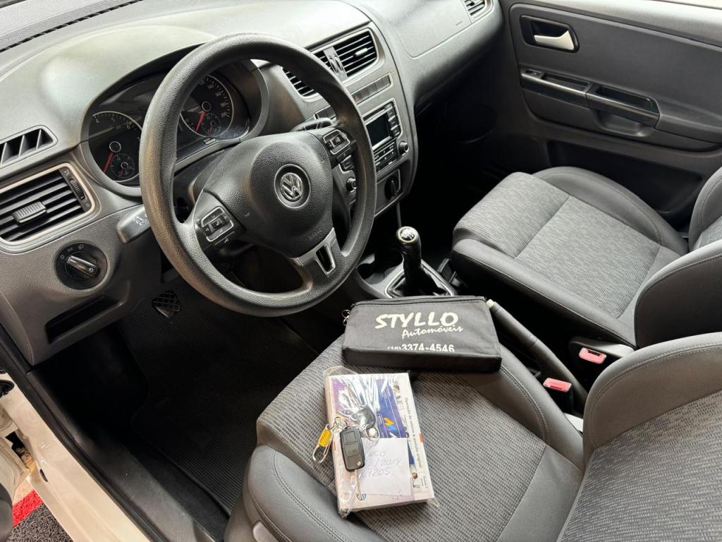 VOLKSWAGEN Fox - Foto