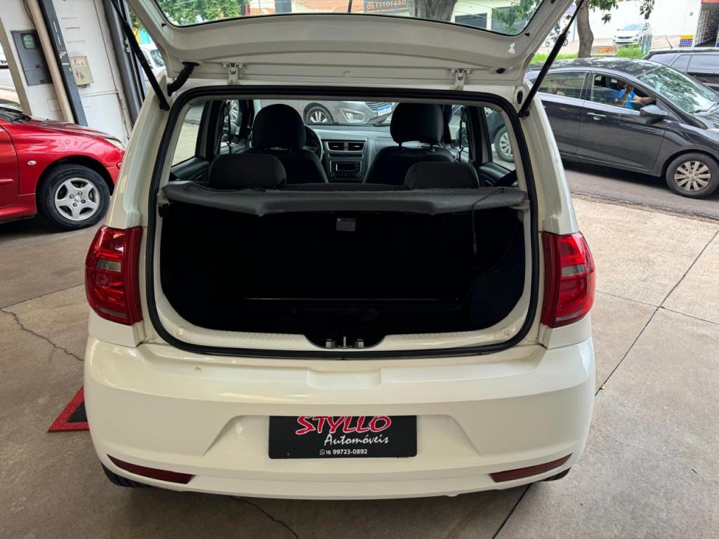 VOLKSWAGEN Fox - Foto