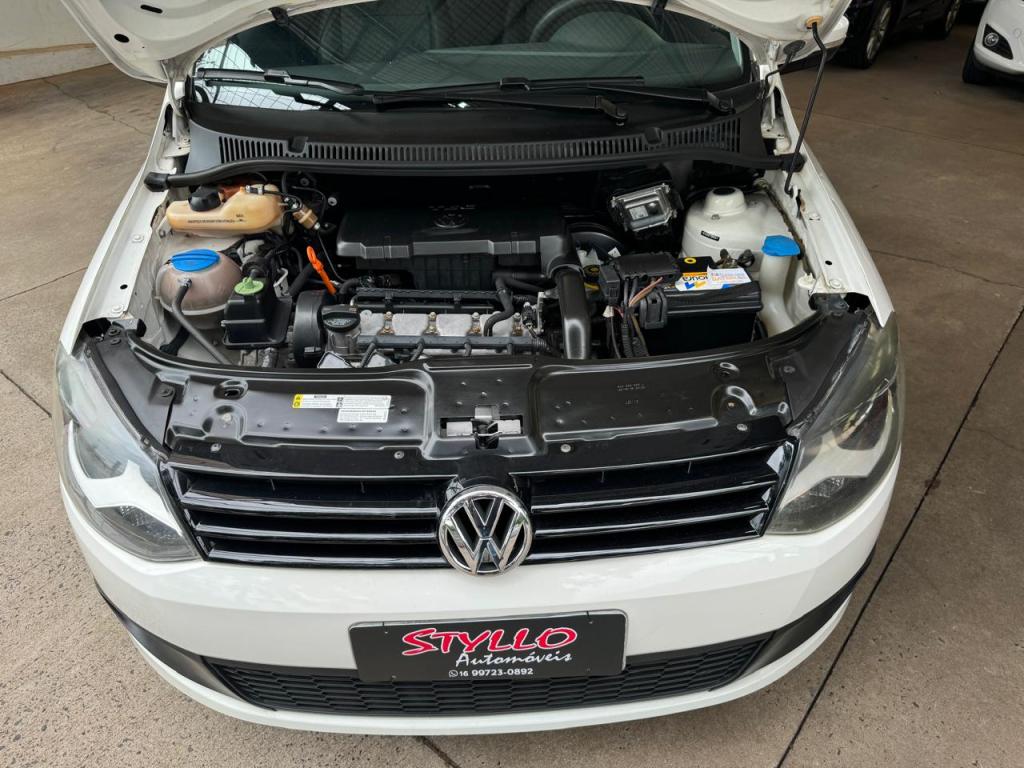 VOLKSWAGEN Fox - Foto