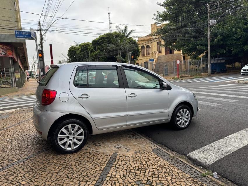 VOLKSWAGEN Fox - Foto