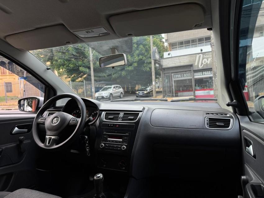 VOLKSWAGEN Fox - Foto