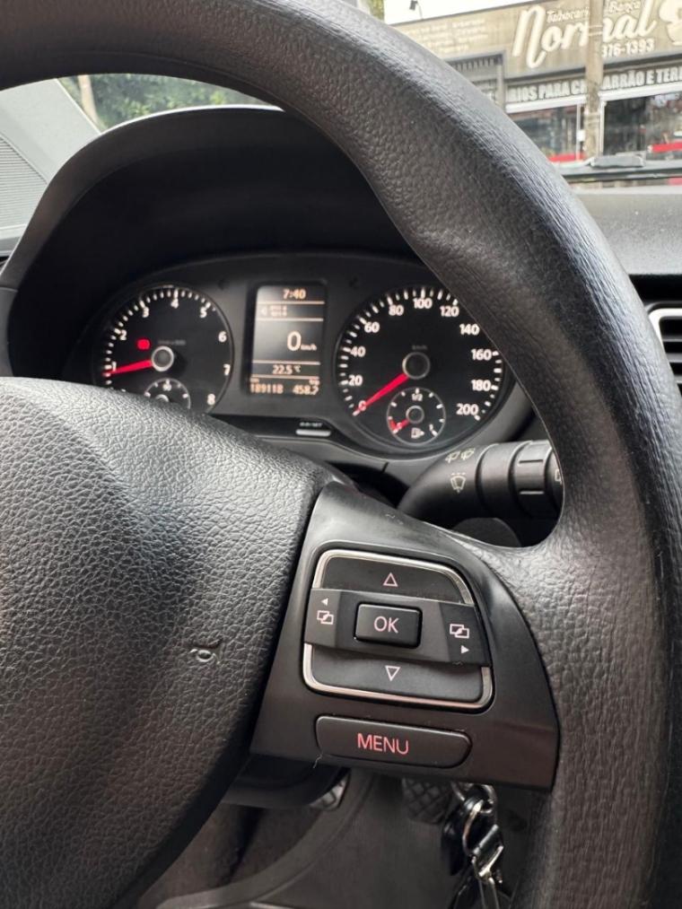 VOLKSWAGEN Fox - Foto