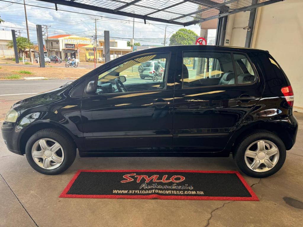 VOLKSWAGEN Fox - Foto