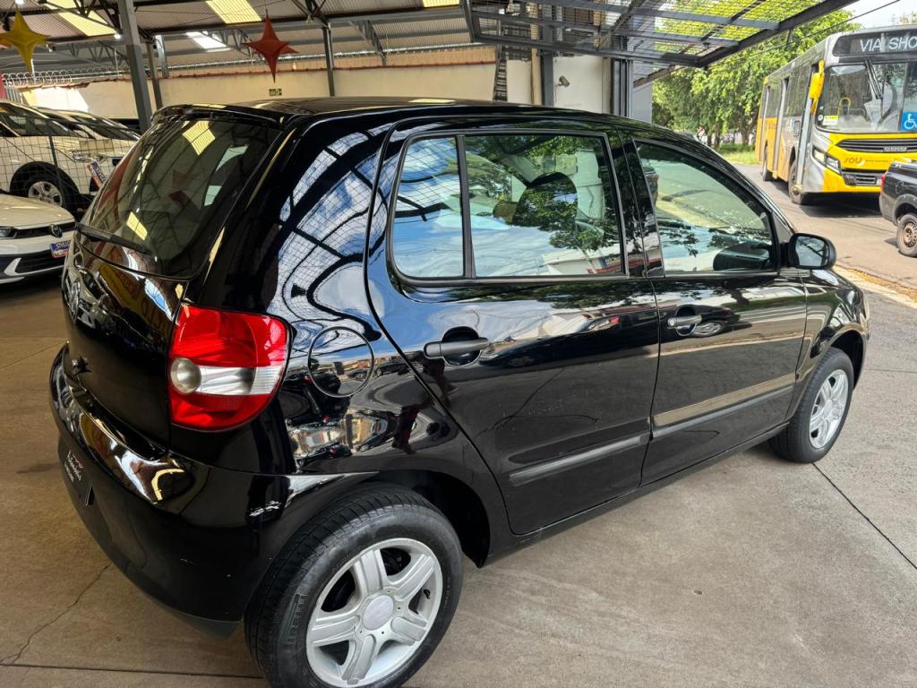 VOLKSWAGEN Fox - Foto