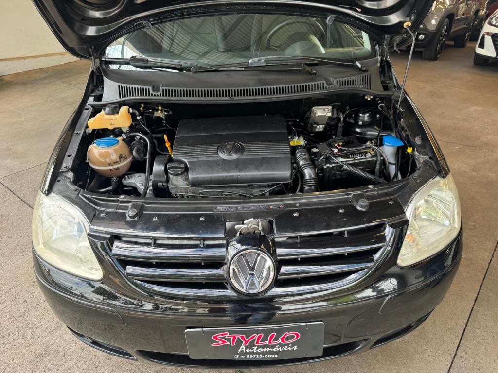 VOLKSWAGEN Fox - Foto